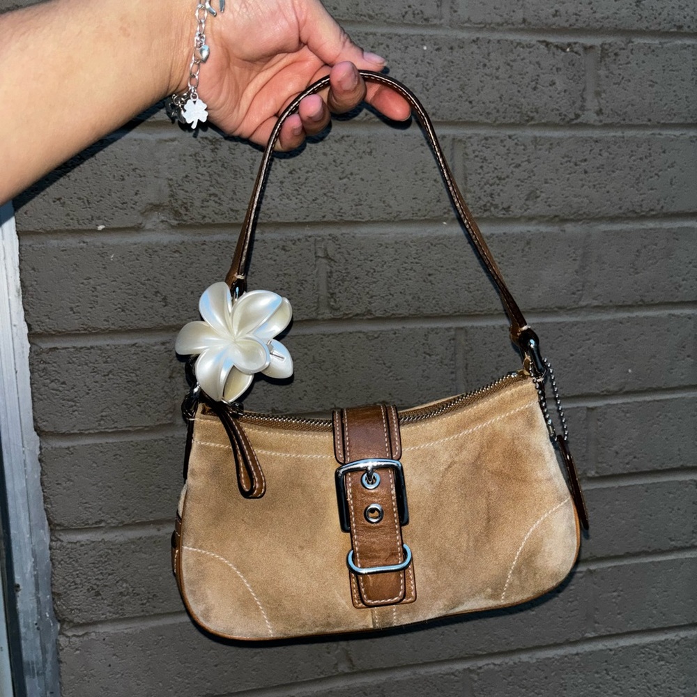 Elegant Tan Suede Shoulder Bag with Brown Trim